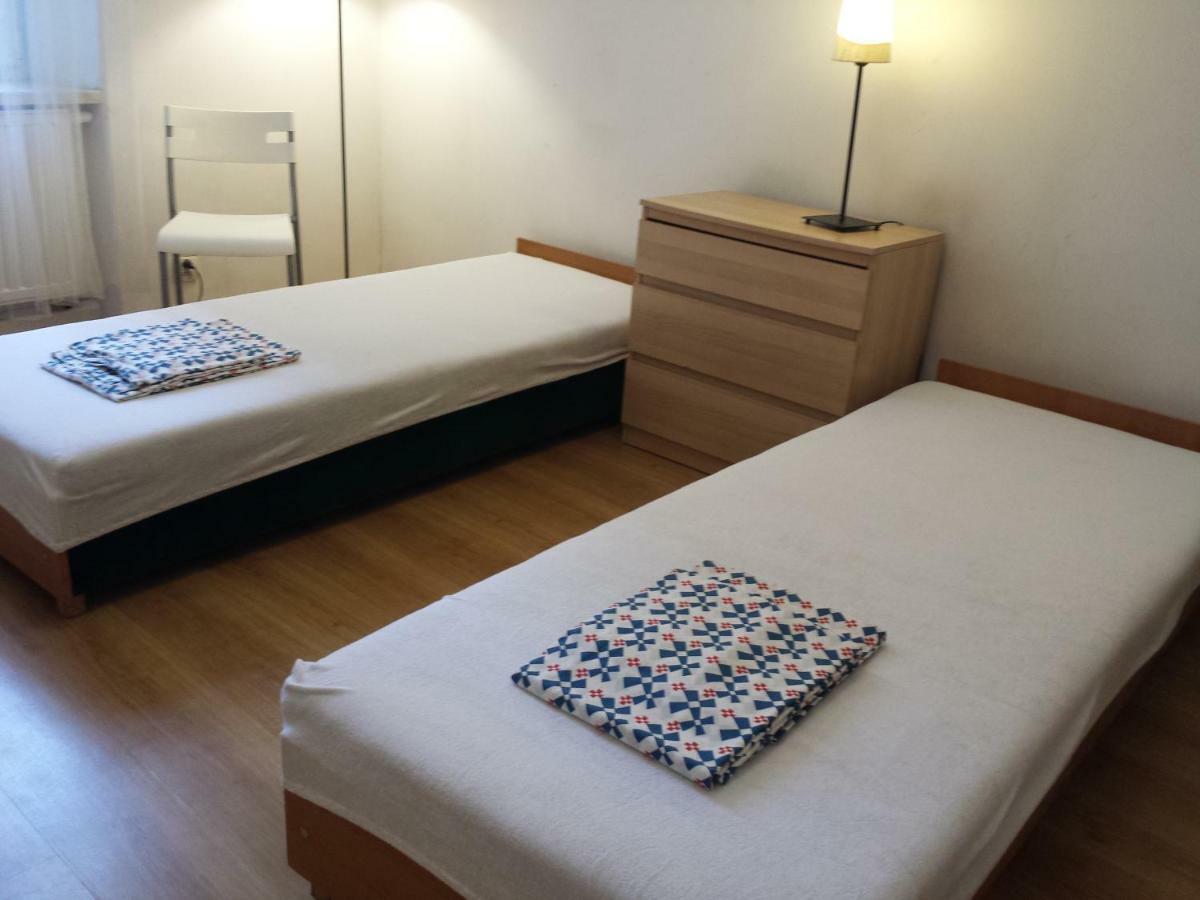 Krakow Inn Hostel Екстер'єр фото